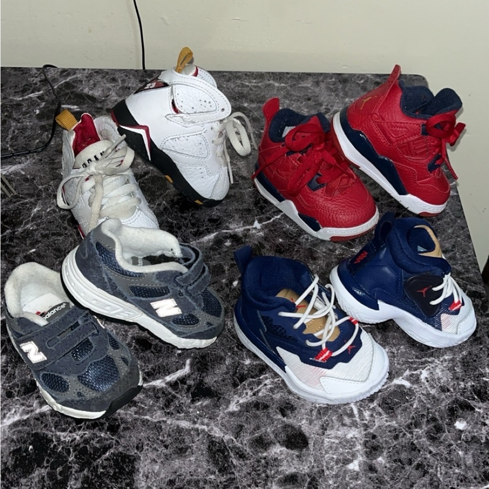 New balance & Jordans 140$! They’re all size 4C! Willing to make a deal! - Picture 4 of 5